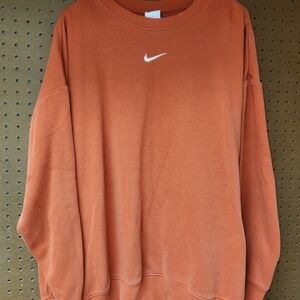 Nike crew neck sweater